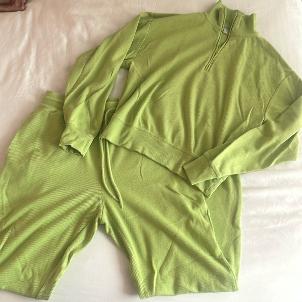 Aritzia Sunday Best Green Leisure Set